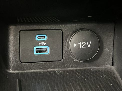 Certified 2022 Ford Escape Titanium AWD/4WD image 25