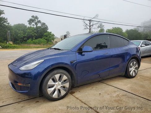 Used 2023 Tesla Model Y Long Range image 12