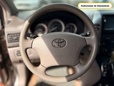 Used 2009 Toyota Sienna CE FWD image 12