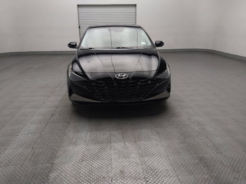 Used 2022 Hyundai Elantra Limited w/ Cargo Package FWD image 14