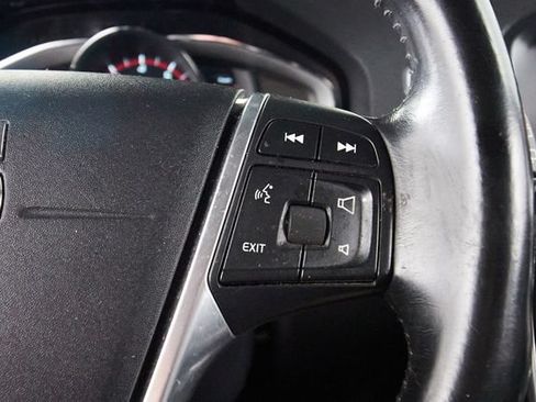 Used 2015 Volvo V60 T5 Cross Country w/ Convenience Package AWD/4WD image 18