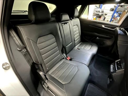 New 2026 Volkswagen Atlas Cross Sport SEL image 27