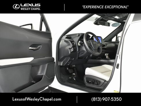 Used 2023 Lexus UX 250h F Sport image 19