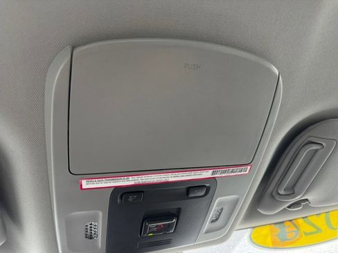 Used 2023 Toyota Camry LE image 31