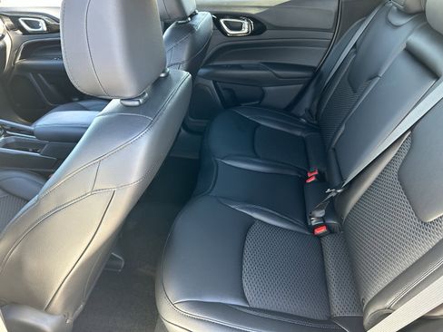 New 2026 Jeep Compass Latitude image 14