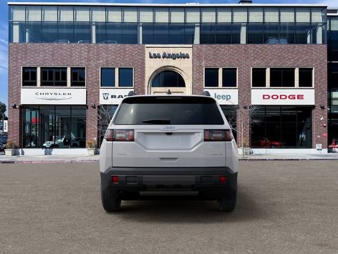 New 2026 Jeep Cherokee Limited image 7