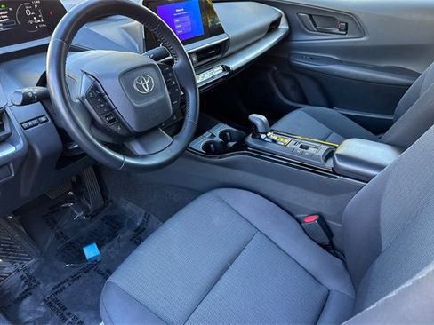 Used 2023 Toyota Prius LE image 10