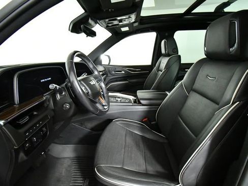 Used 2023 Cadillac Escalade ESV Premium Luxury w/ Performance Package image 11