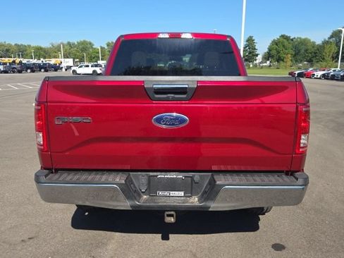 Used 2015 Ford F150 XLT w/ Equipment Group 301A Mid AWD/4WD image 9