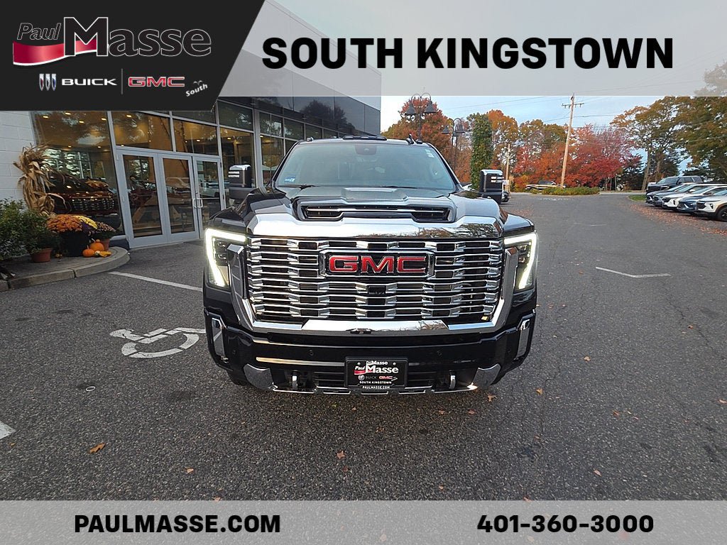 Used 2024 GMC Sierra 2500 Denali w/ Denali Reserve Package AWD/4WD image 2