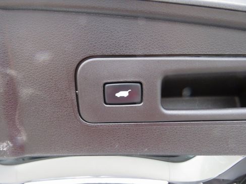 Used 2017 Acura MDX SH-AWD w/ Technology Package image 18