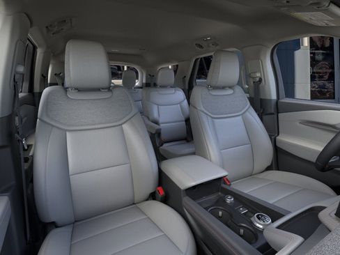 New 2026 Ford Explorer Active AWD/4WD image 33