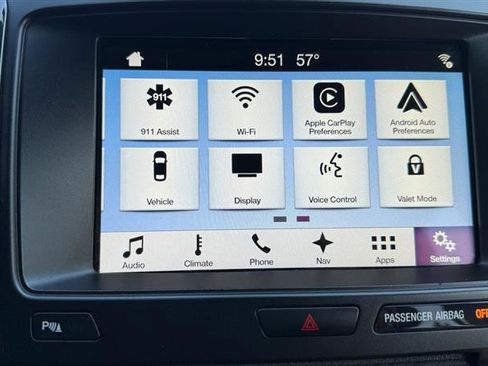 Used 2017 Ford Explorer XLT w/ Equipment Group 202A FWD image 28