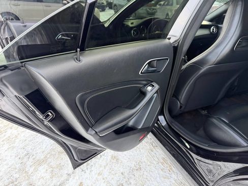 Used 2014 Mercedes-Benz CLA 250 4MATIC image 12