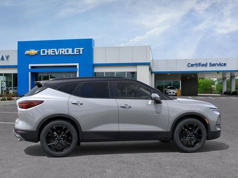 New 2026 Chevrolet Blazer LT w/ Convenience Package FWD image 5