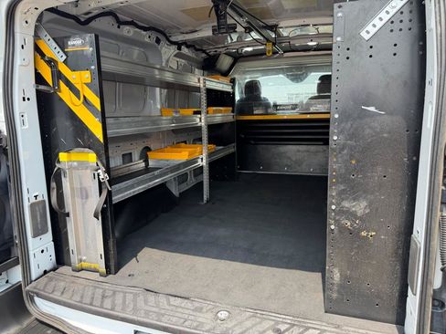 Used 2021 Ford Transit 250 Low Roof RWD image 26