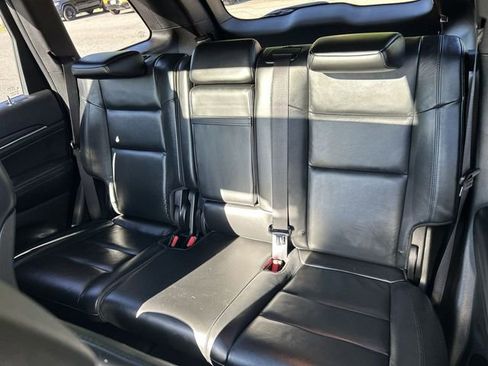 Used 2019 Jeep Grand Cherokee Limited AWD/4WD image 23