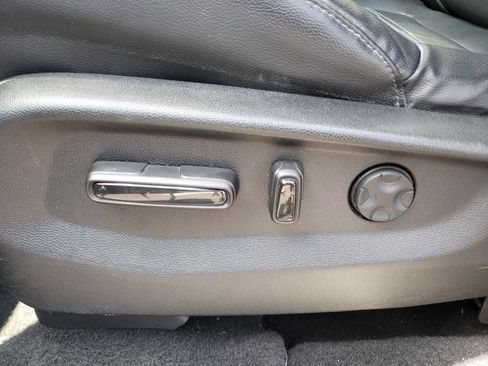Used 2021 Honda CR-V EX-L image 17