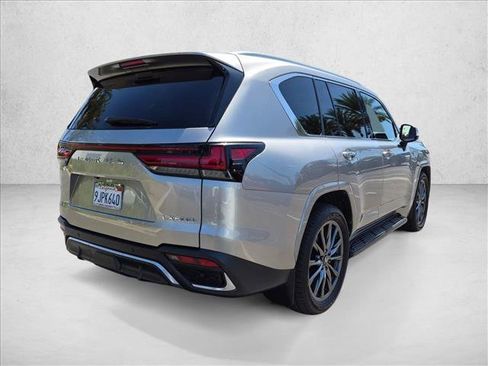 Used 2023 Lexus LX 600 F Sport w/ Accessory Package (Z1) AWD/4WD image 5