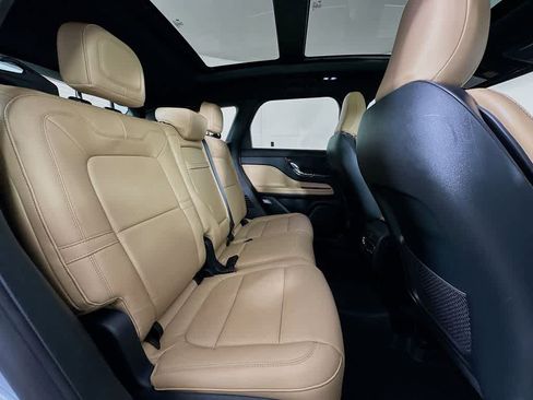 Used 2021 Lincoln Corsair Reserve image 34