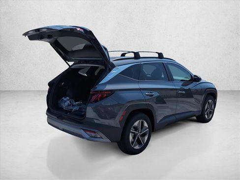 New 2026 Hyundai Tucson SEL FWD image 2