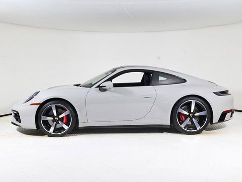 Certified 2023 Porsche 911 Carrera 4S image 2