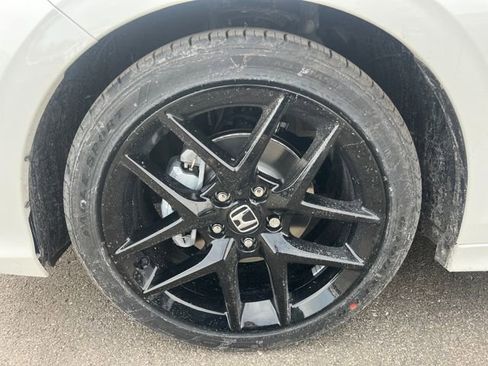 New 2026 Honda Civic Sport image 9