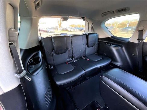 Certified 2022 Nissan Armada Platinum w/ Captain's Chairs Package image 17
