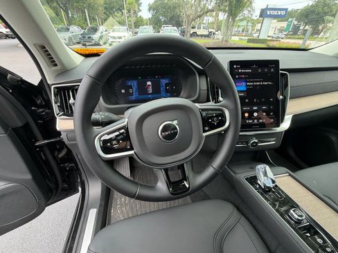 Certified 2026 Volvo XC90 B6 Plus AWD/4WD image 42