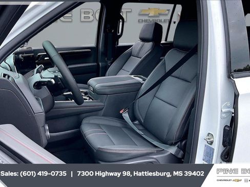 New 2026 Chevrolet Suburban RST w/ Comfort Package RWD image 18