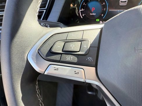 New 2026 Volkswagen Atlas Cross Sport SE image 15