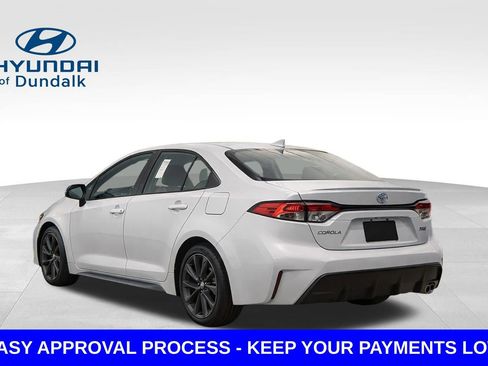 Used 2024 Toyota Corolla SE FWD image 5