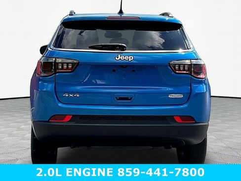 Used 2024 Jeep Compass Latitude AWD/4WD image 5