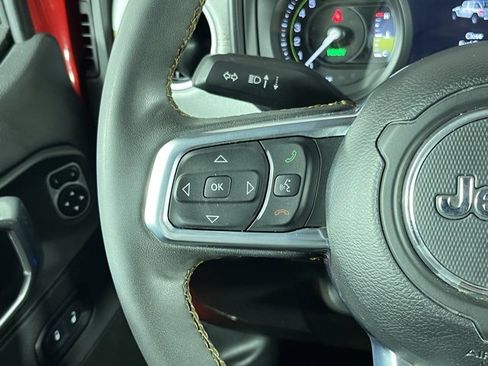 Used 2024 Jeep Wrangler Unlimited Sahara image 13