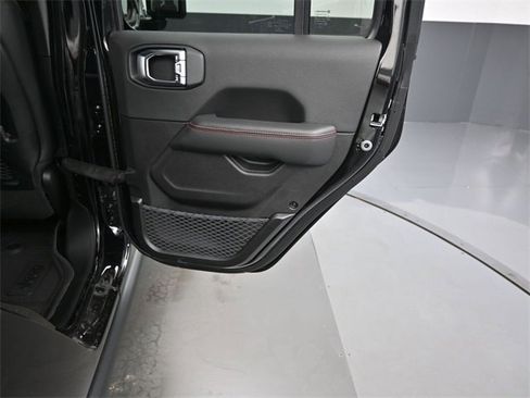 New 2025 Jeep Gladiator Rubicon image 21