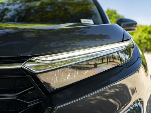 Used 2026 Honda CR-V LX image 11