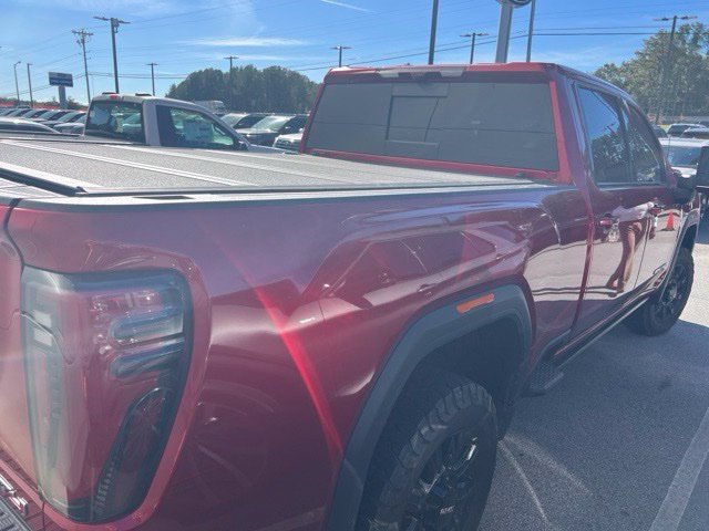 Used 2025 GMC Sierra 2500 AT4 w/ AT4 Premium Plus Package AWD/4WD image 9