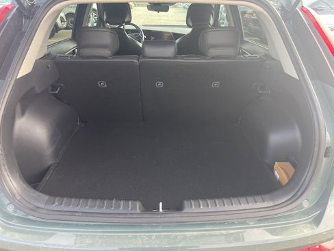 Used 2023 Kia Niro EX image 11