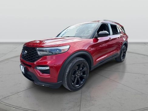 Used 2023 Ford Explorer ST-Line w/ Class IV Trailer Tow Package AWD/4WD image 3