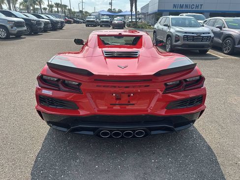 Used 2025 Chevrolet Corvette Z06 RWD image 15
