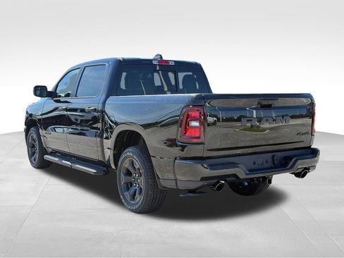 New 2026 RAM 1500 Express AWD/4WD image 3