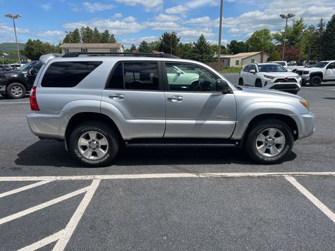 Used 2008 Toyota 4Runner Sport AWD/4WD image 6