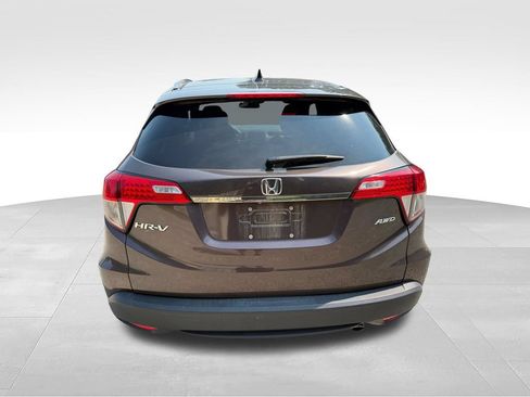Used 2021 Honda HR-V EX image 5