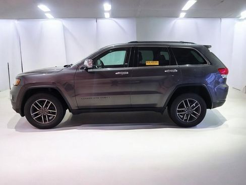 Used 2019 Jeep Grand Cherokee Limited image 22