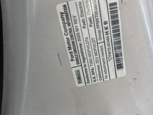 Used 2023 Ford F150 Lightning Platinum AWD/4WD image 7
