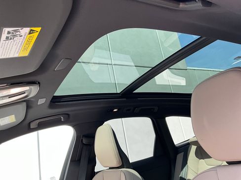 New 2026 Volvo XC60 B5 Plus w/ Climate Package AWD/4WD image 23