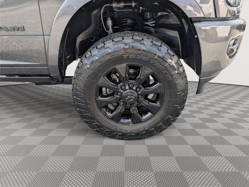 Used 2022 RAM 2500 Limited AWD/4WD image 9