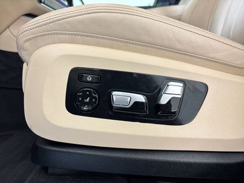 Used 2022 BMW X5 xDrive45e w/ Luxury Seating Package image 13