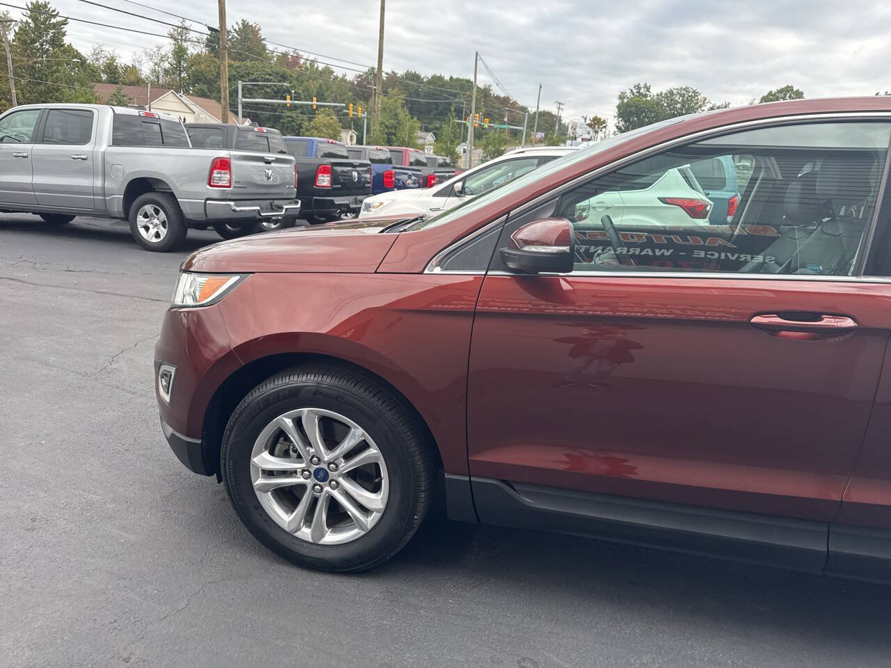 Used 2016 Ford Edge SEL w/ Equipment Group 201A AWD/4WD image 4
