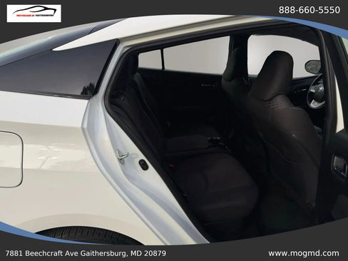 Used 2018 Toyota Prius Prime Plus w/ Carpet Mat Package FWD image 25